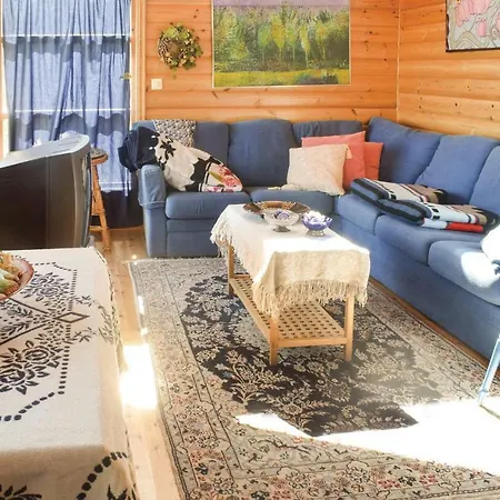 Two Bedroom Holiday In Vesteroy Tatil Evi *